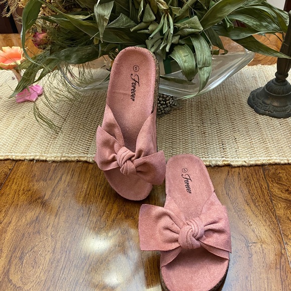 MAUVE BOW SLIDES FOOTBED SANDALS - Picture 9 of 9